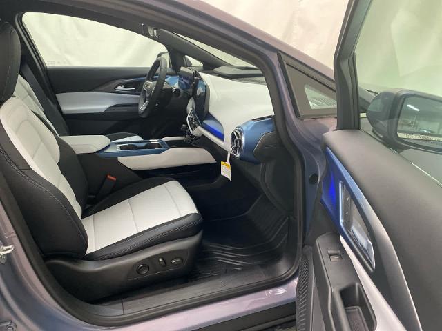 new 2025 Chevrolet Equinox EV car, priced at $39,735