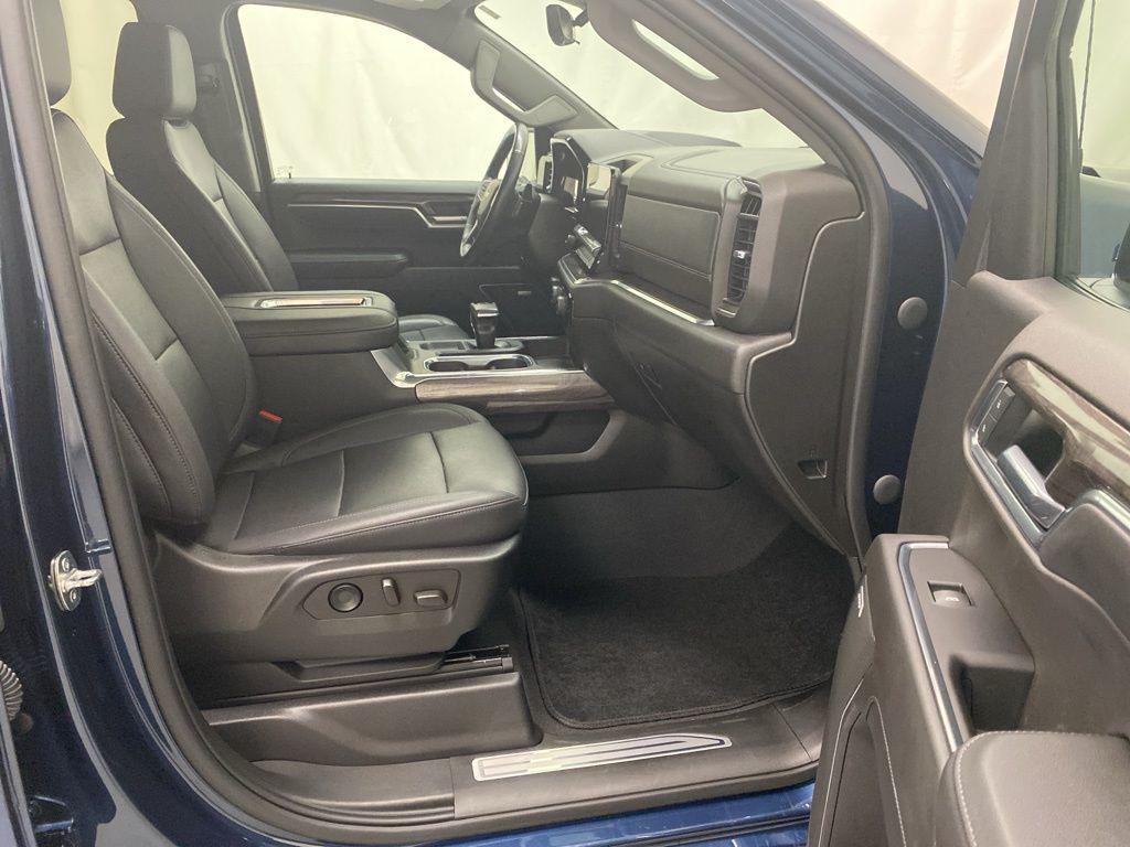 used 2022 Chevrolet Silverado 1500 car, priced at $44,500
