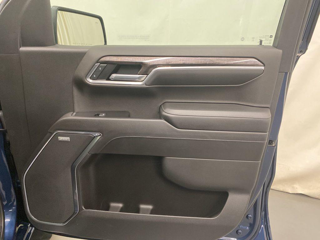 used 2022 Chevrolet Silverado 1500 car, priced at $44,500