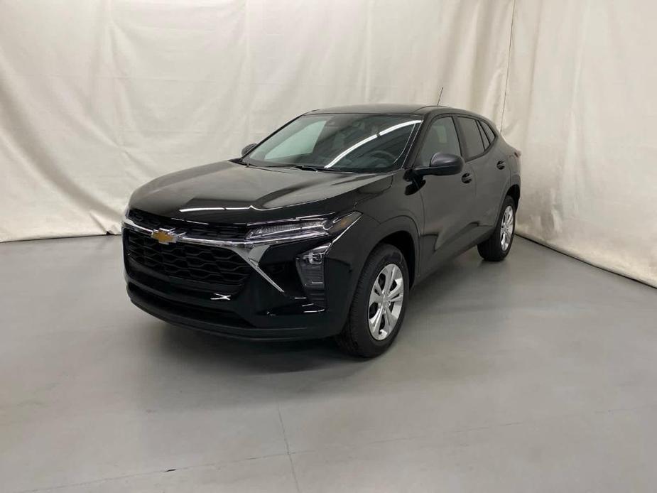 new 2025 Chevrolet Trax car, priced at $21,495