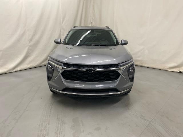 new 2025 Chevrolet Trax car, priced at $24,839