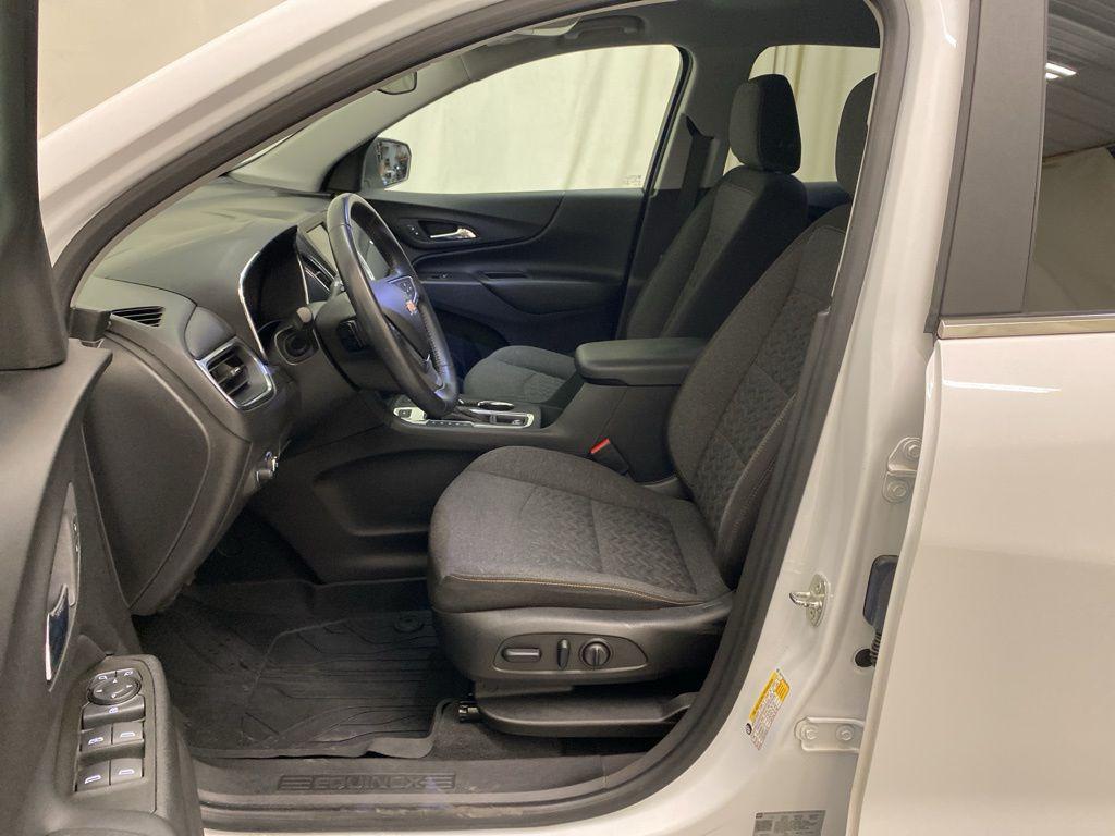used 2022 Chevrolet Equinox car, priced at $22,750