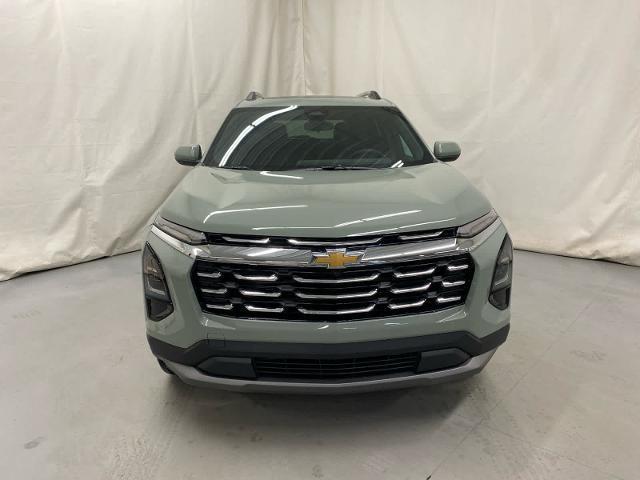 new 2025 Chevrolet Equinox car, priced at $33,298