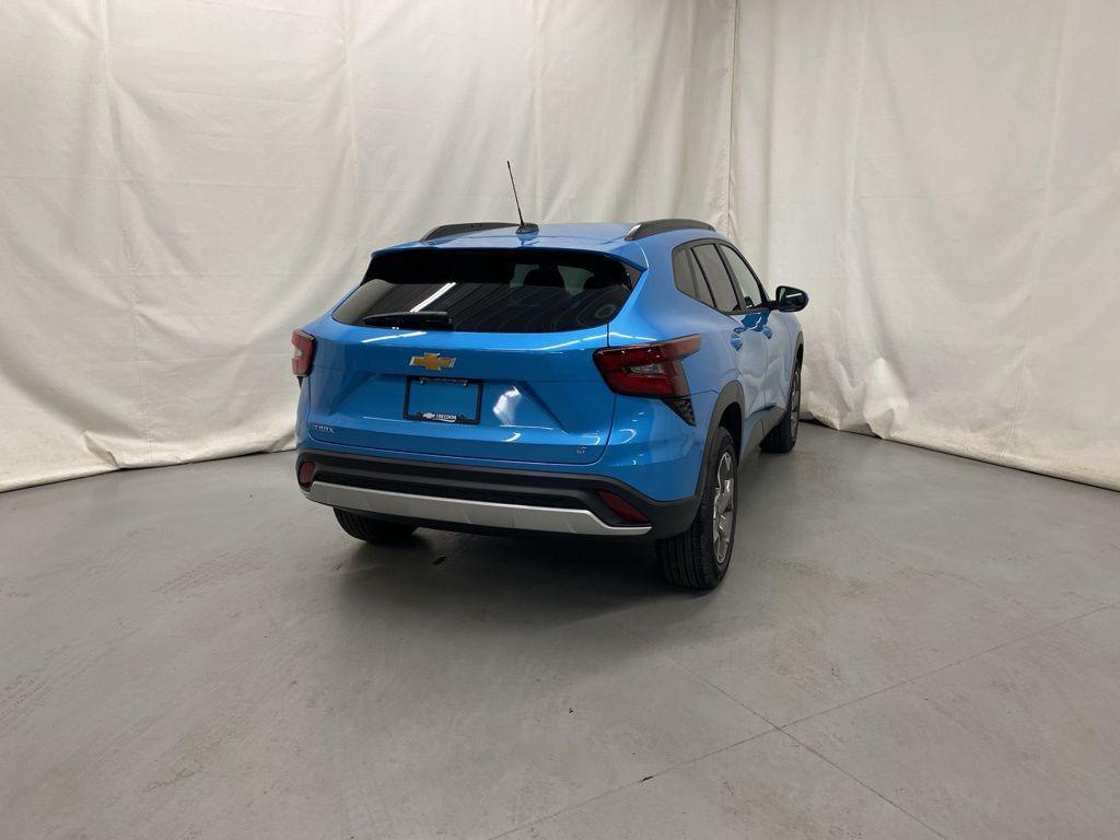 new 2025 Chevrolet Trax car, priced at $24,885