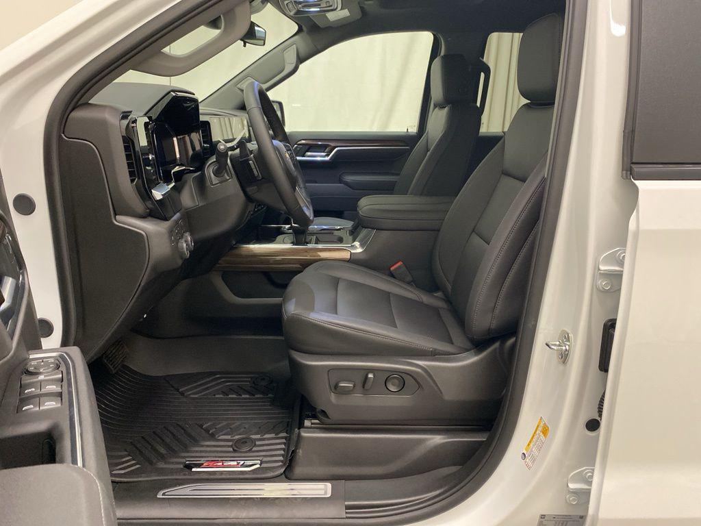 new 2026 Chevrolet Silverado 1500 car, priced at $63,100