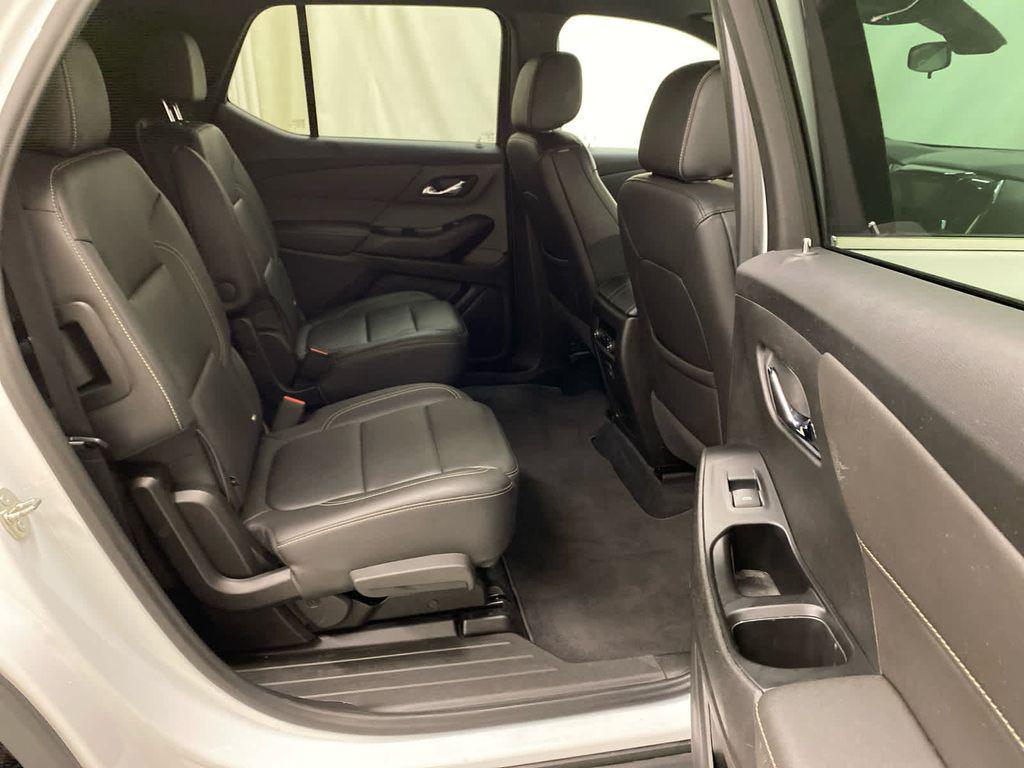 used 2023 Chevrolet Traverse car, priced at $29,000