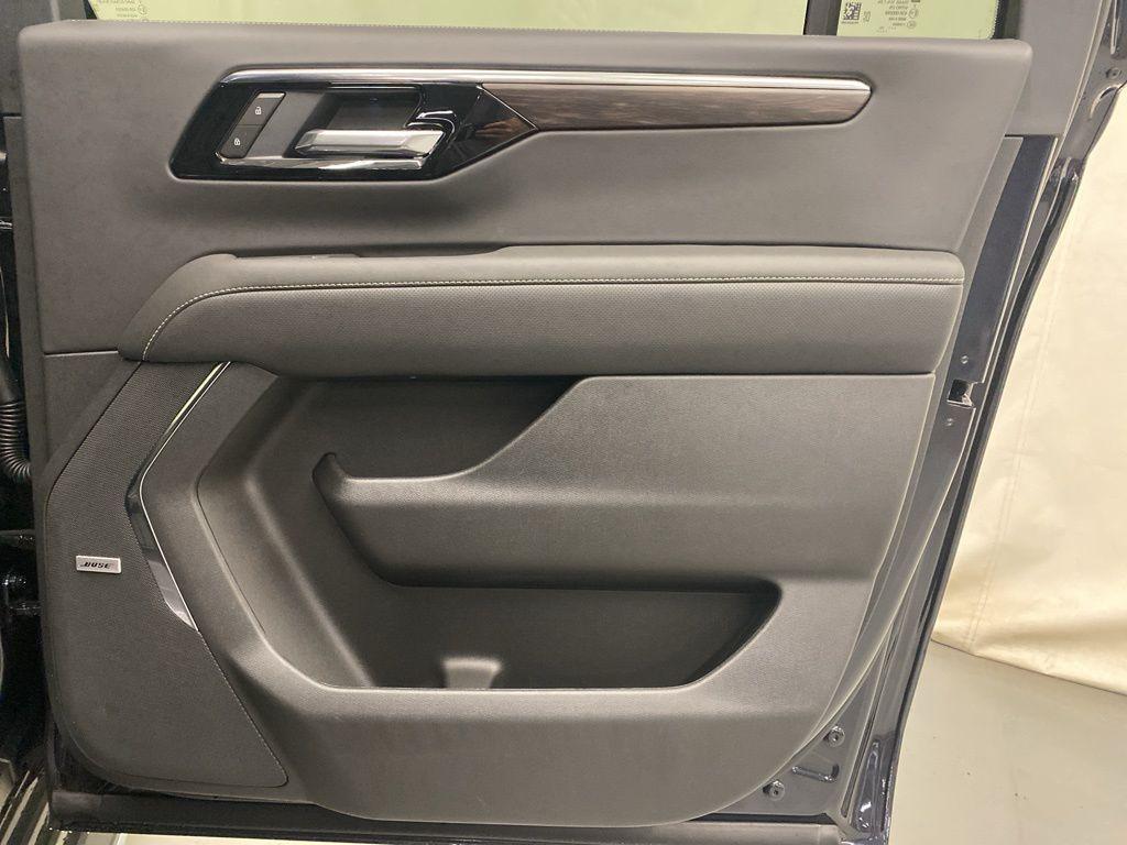 new 2025 Chevrolet Suburban car, priced at $83,885