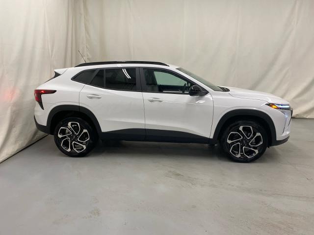 new 2025 Chevrolet Trax car, priced at $25,269