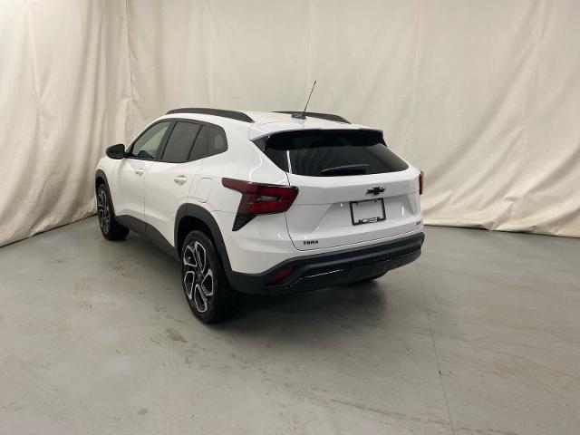 new 2025 Chevrolet Trax car, priced at $25,269