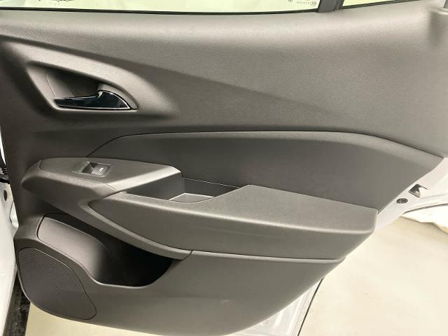 new 2025 Chevrolet Trax car, priced at $25,269