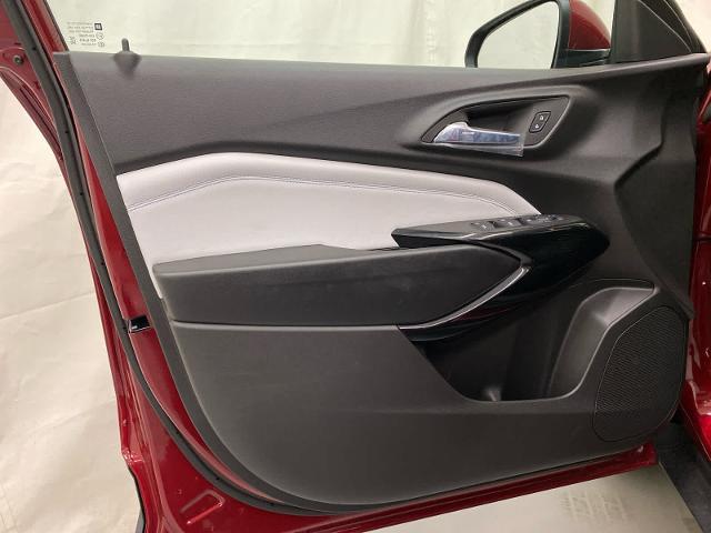 new 2025 Chevrolet Trax car, priced at $22,703