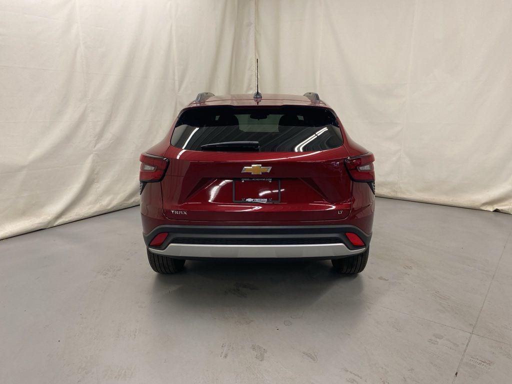 new 2025 Chevrolet Trax car, priced at $24,095