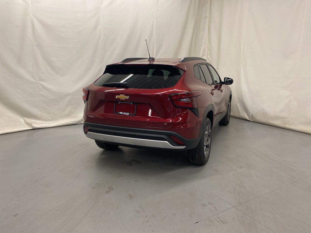 new 2025 Chevrolet Trax car, priced at $24,095
