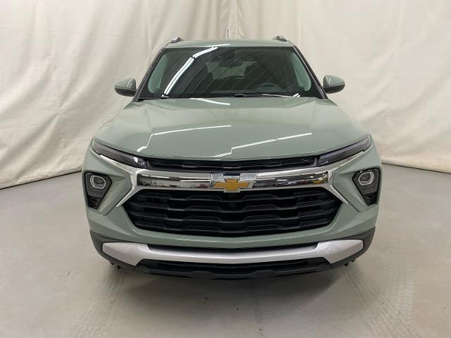 new 2025 Chevrolet TrailBlazer car, priced at $26,232