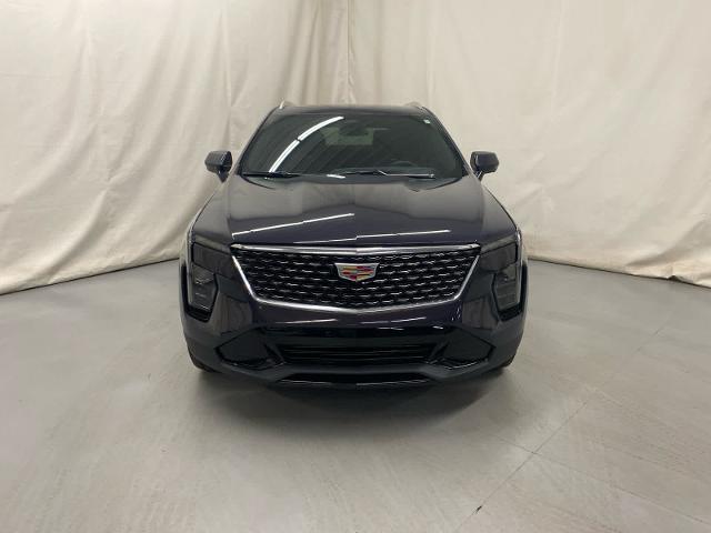 used 2025 Cadillac XT4 car, priced at $43,000