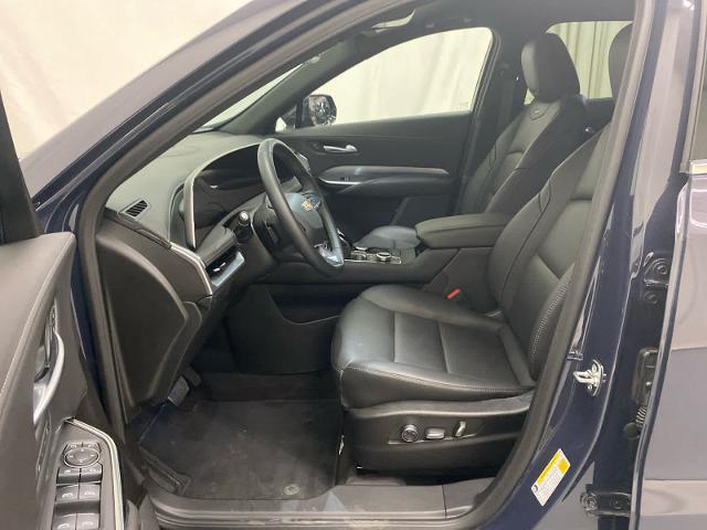 used 2025 Cadillac XT4 car, priced at $43,000