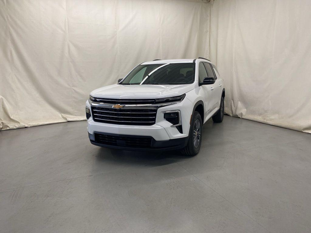 new 2026 Chevrolet Traverse car, priced at $46,120