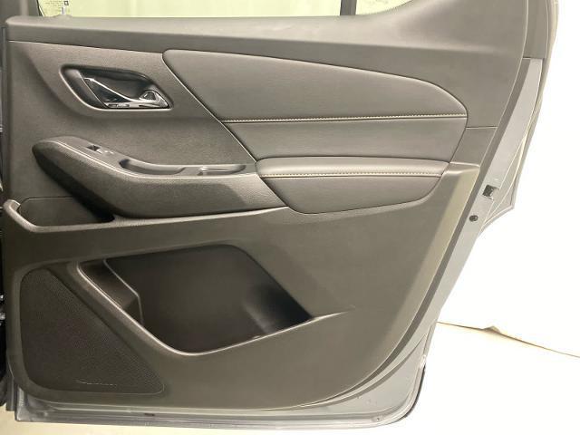used 2021 Chevrolet Traverse car, priced at $28,000