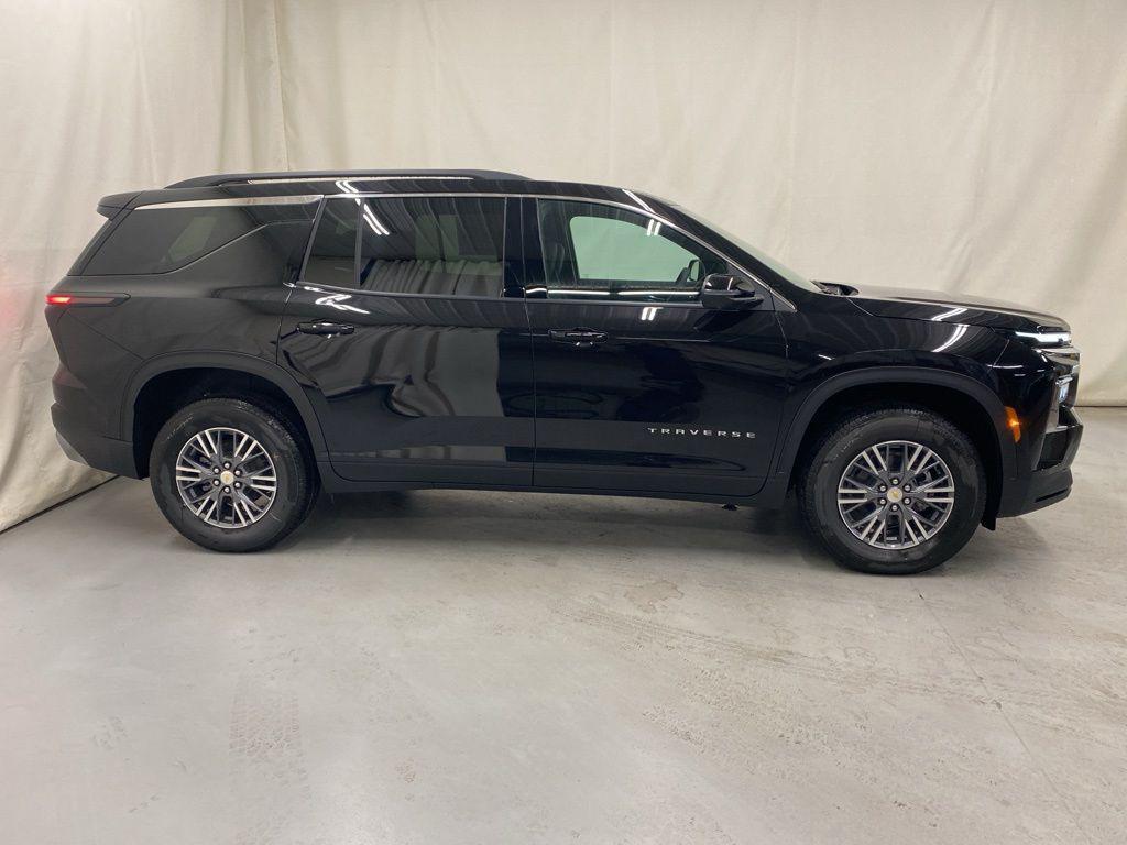 new 2026 Chevrolet Traverse car, priced at $48,165