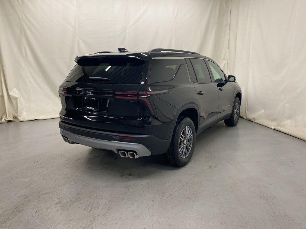 new 2026 Chevrolet Traverse car, priced at $48,165