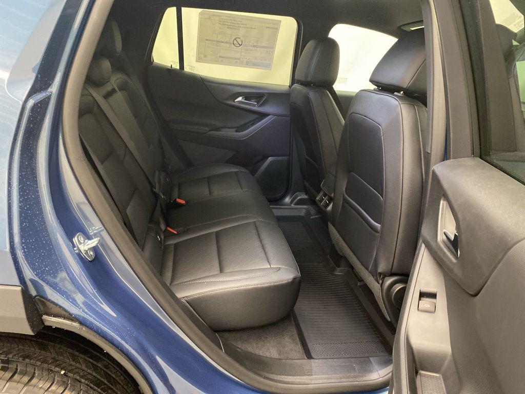 new 2026 Chevrolet Equinox car, priced at $35,195