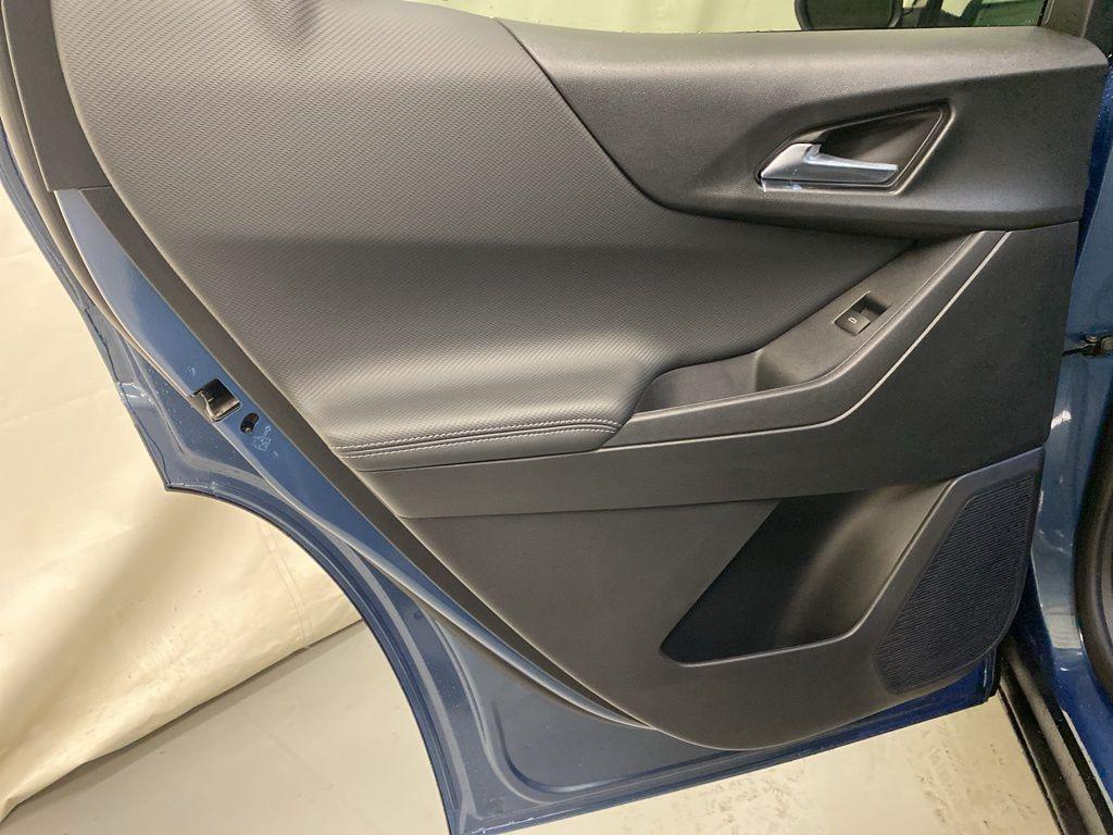 new 2026 Chevrolet Equinox car, priced at $35,195