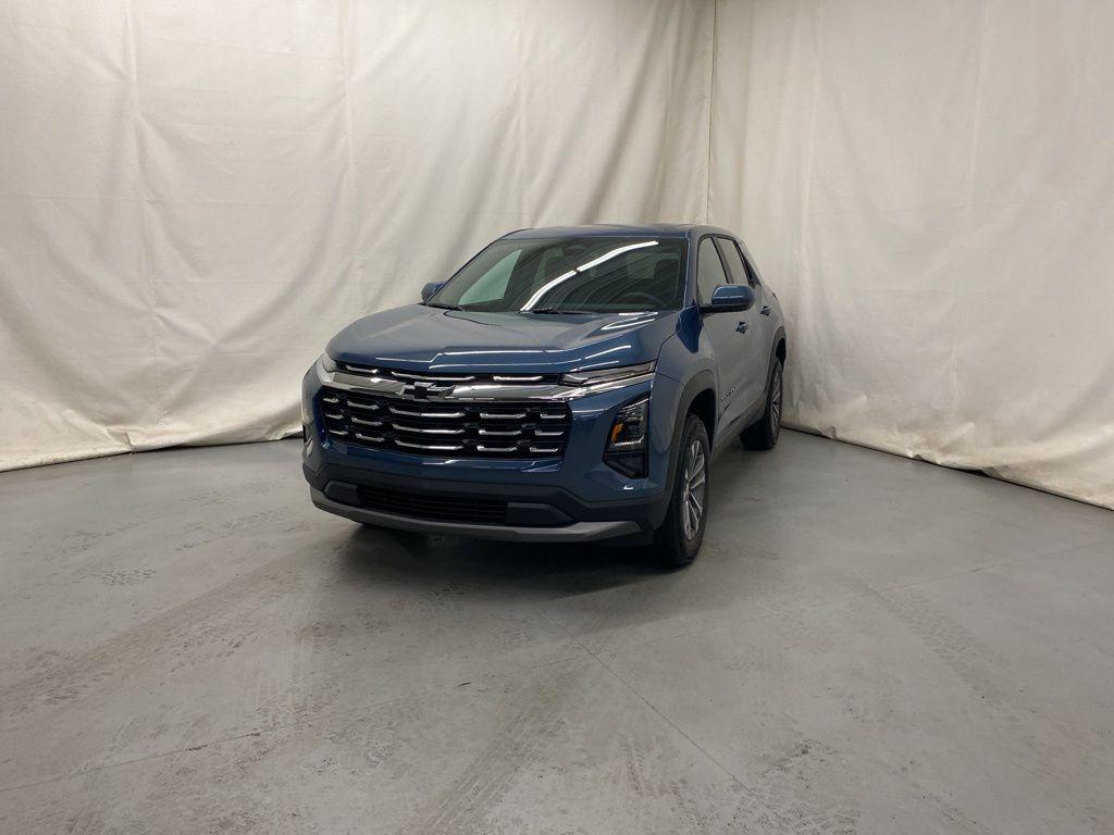 new 2026 Chevrolet Equinox car, priced at $35,195