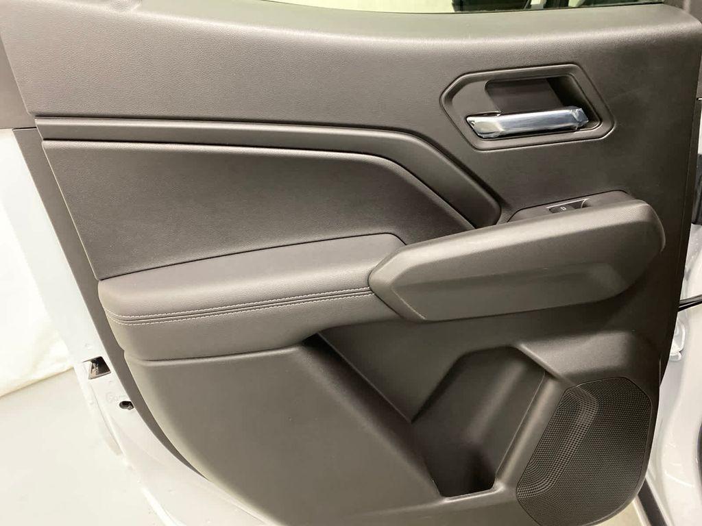 new 2024 Chevrolet Colorado car, priced at $37,230