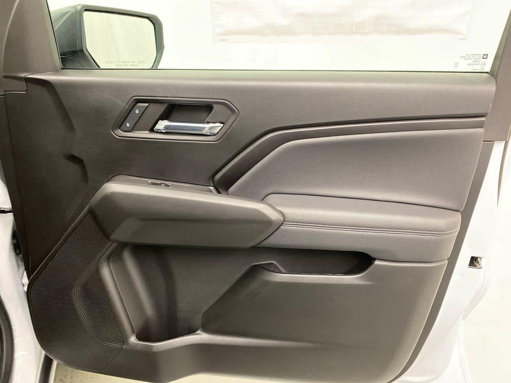 new 2024 Chevrolet Colorado car, priced at $37,230