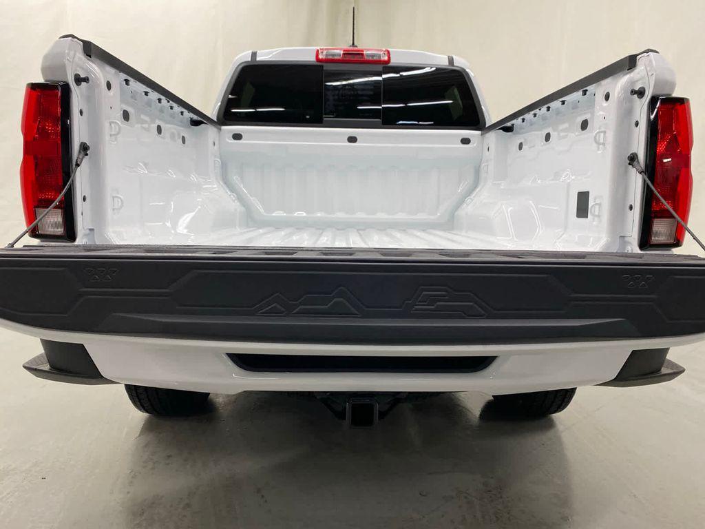 new 2024 Chevrolet Colorado car, priced at $37,230
