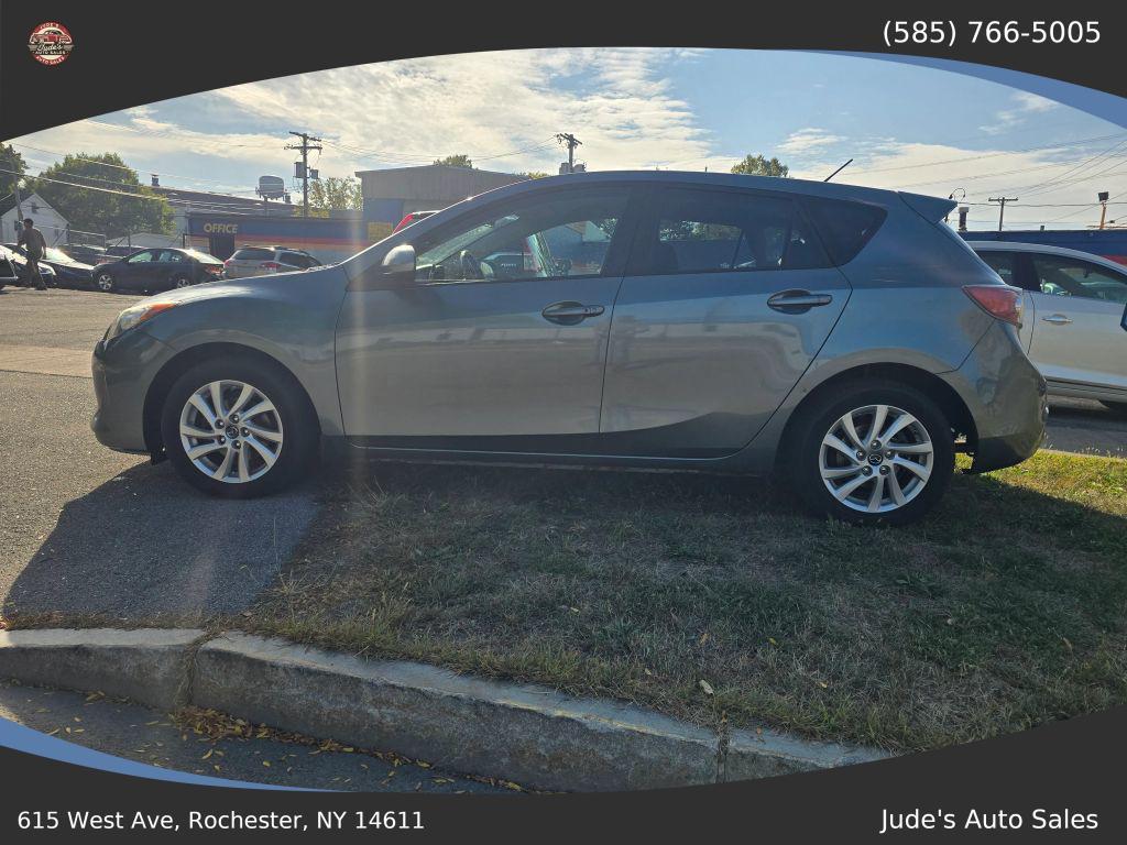 used 2013 Mazda Mazda3 car, priced at $5,500