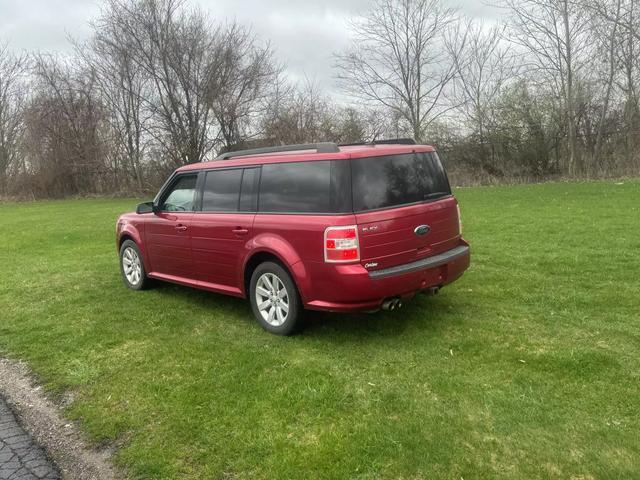 used 2009 Ford Flex car, priced at $6,299