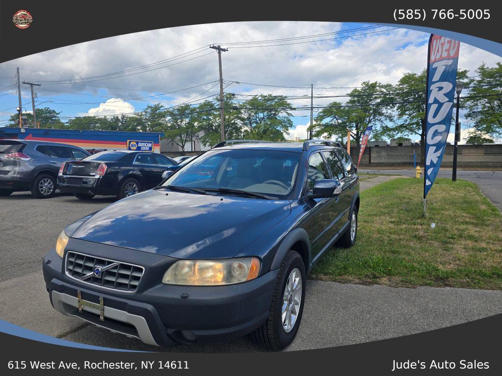 used 2007 Volvo XC70 car, priced at $5,499