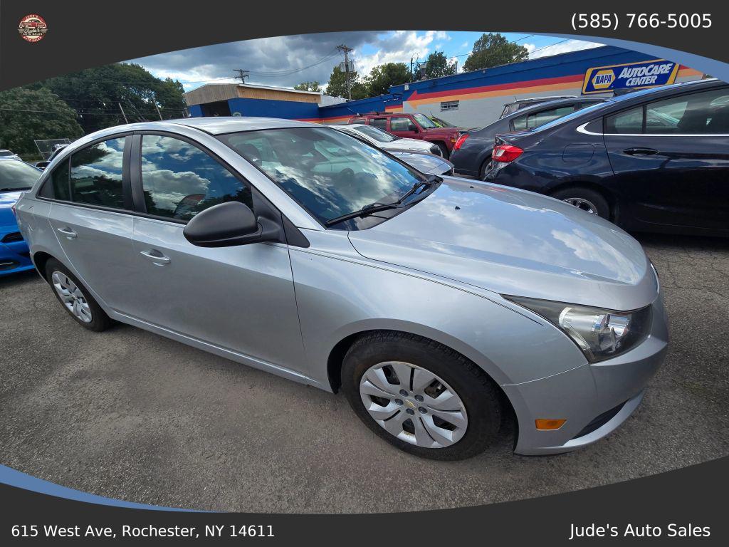 used 2014 Chevrolet Cruze car, priced at $7,500
