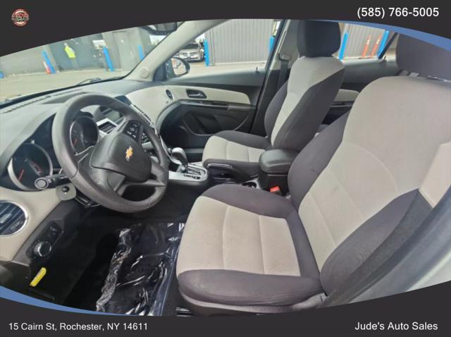 used 2014 Chevrolet Cruze car, priced at $7,500