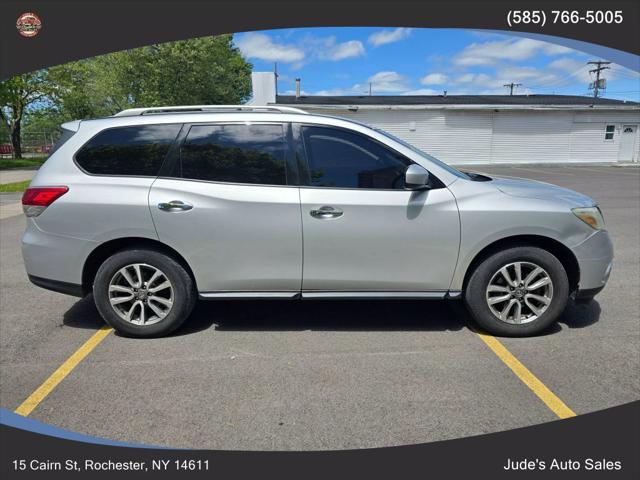 used 2013 Nissan Pathfinder car, priced at $6,799