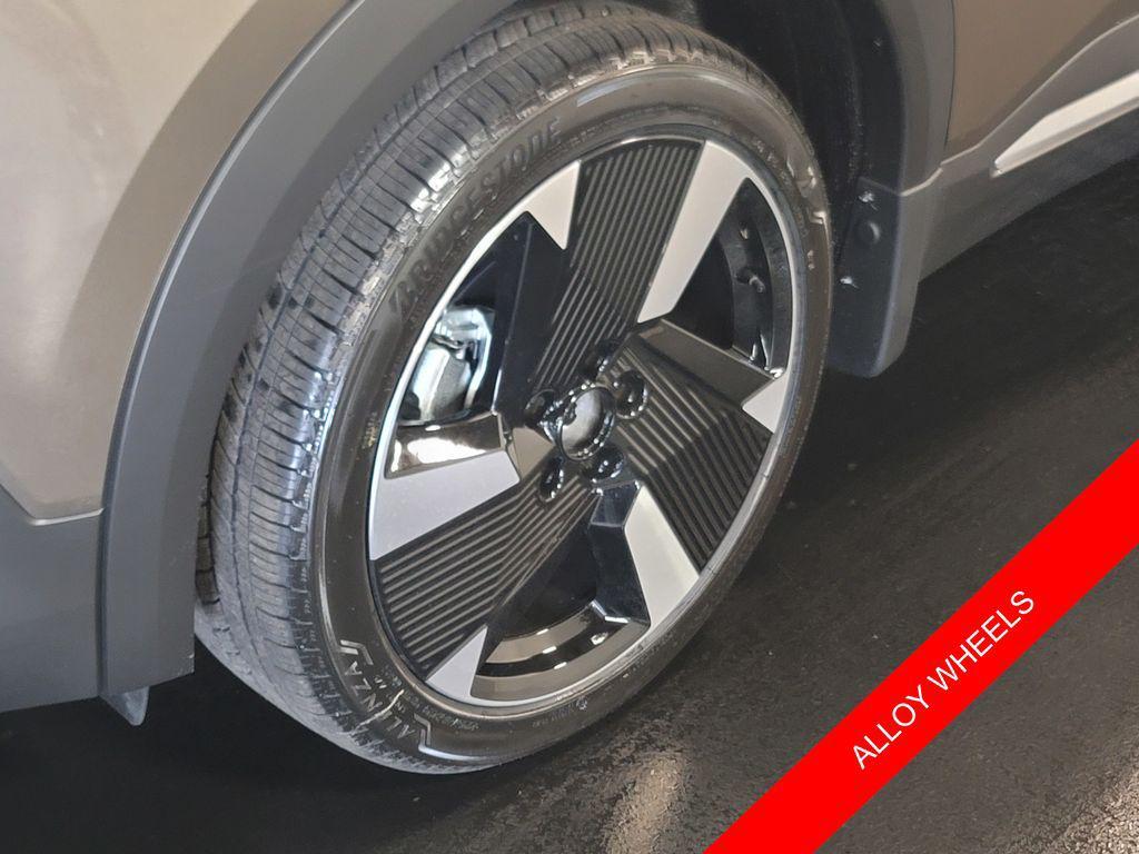 new 2025 Nissan Kicks car, priced at $27,799
