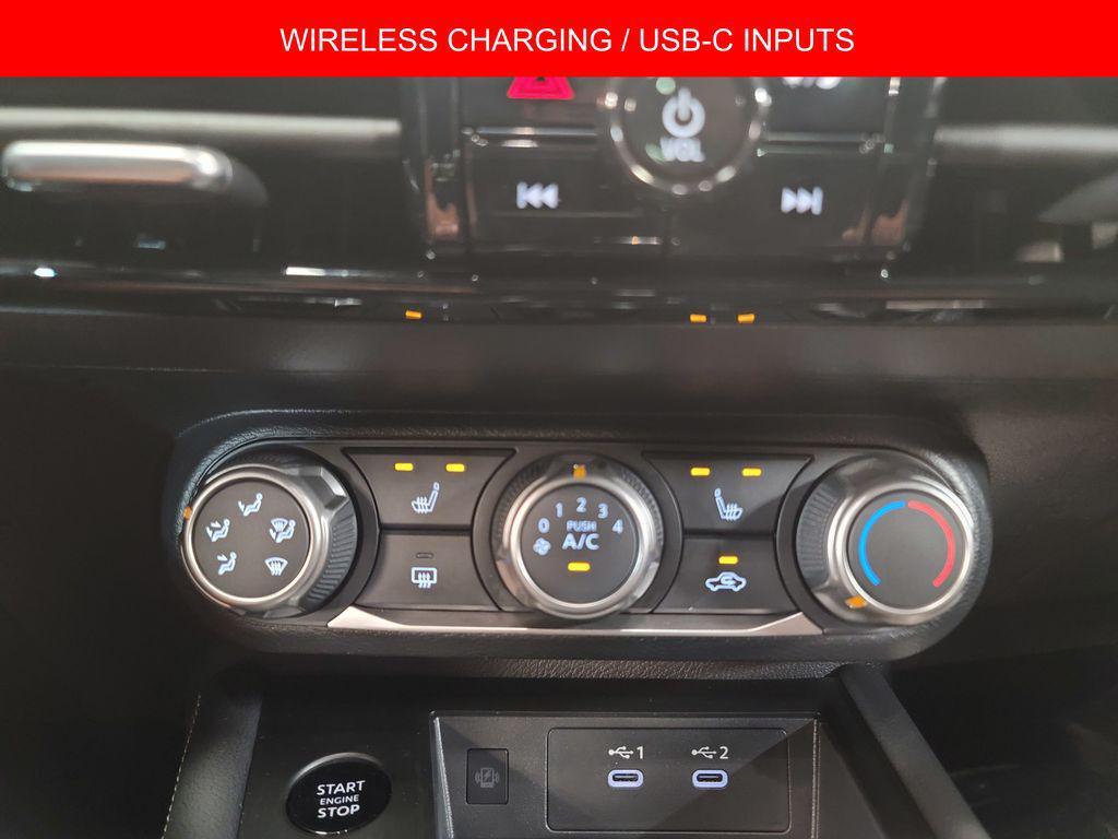 new 2025 Nissan Kicks car, priced at $26,676