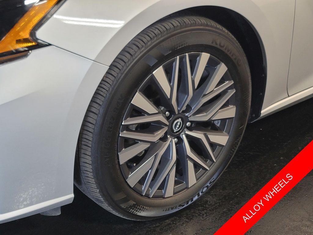 used 2024 Nissan Altima car, priced at $20,572