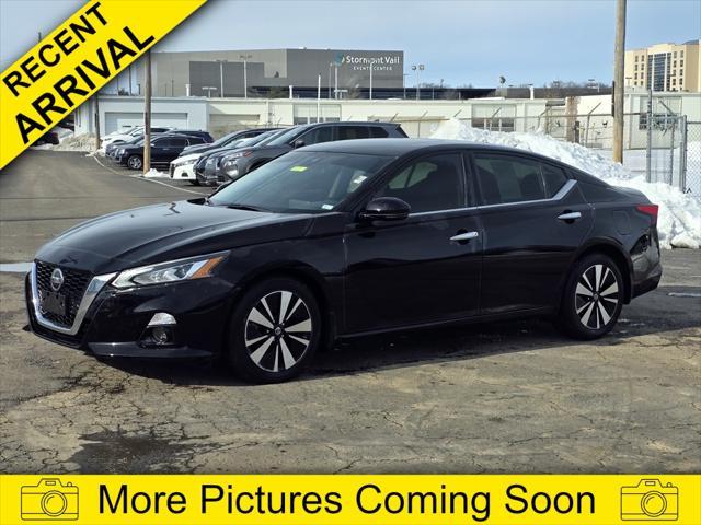 used 2022 Nissan Altima car, priced at $22,652