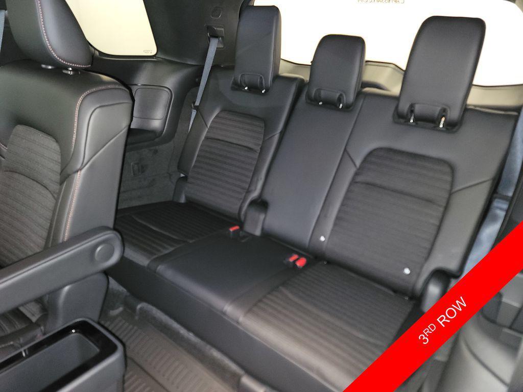 new 2025 Nissan Pathfinder car, priced at $44,118