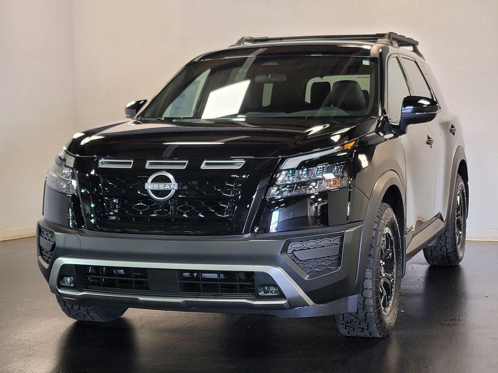 new 2025 Nissan Pathfinder car, priced at $44,118