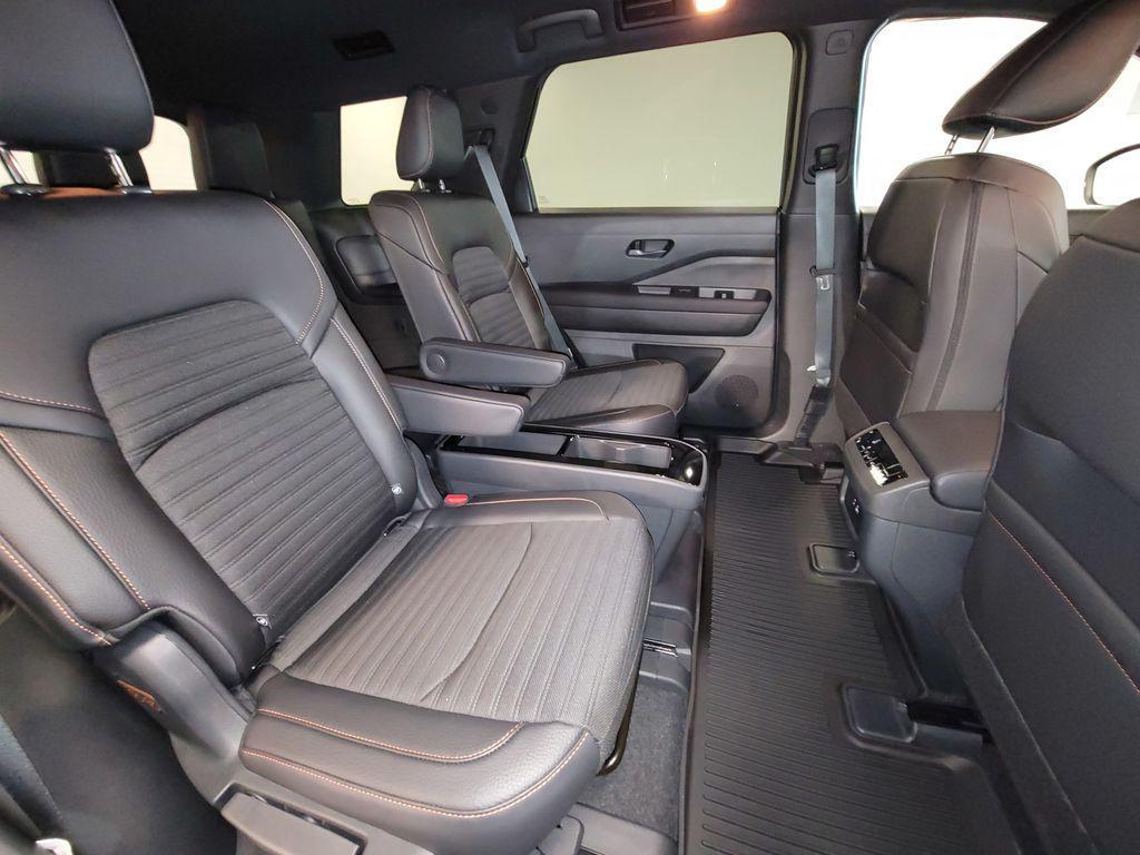 new 2025 Nissan Pathfinder car, priced at $43,963
