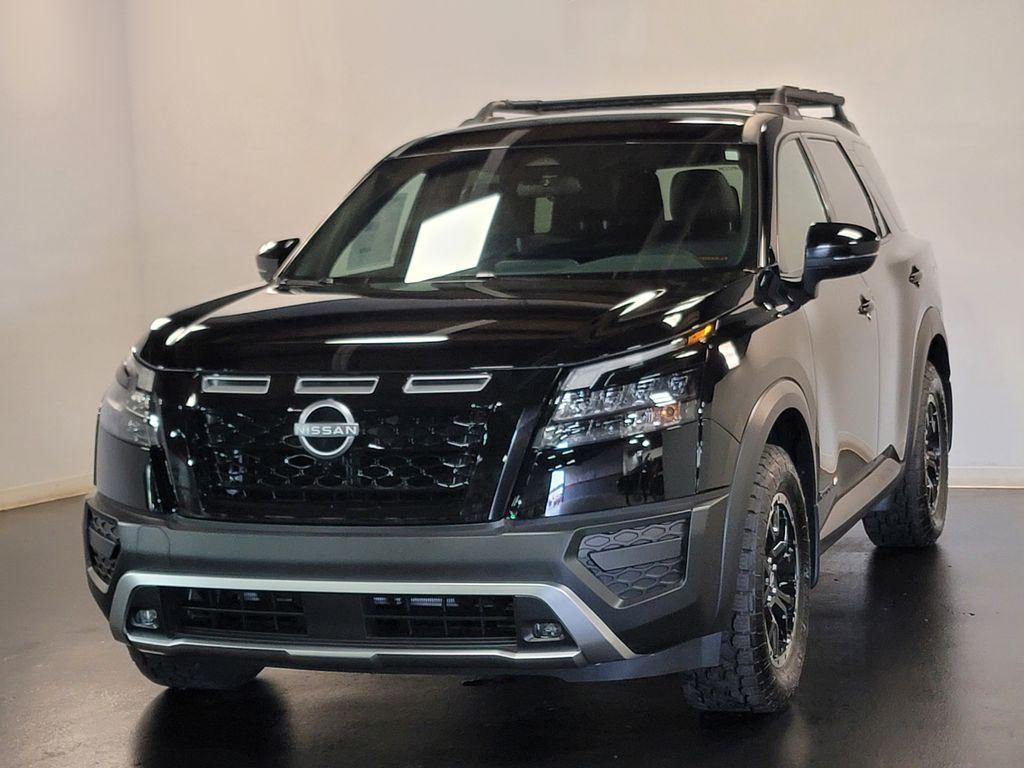 new 2025 Nissan Pathfinder car, priced at $43,963