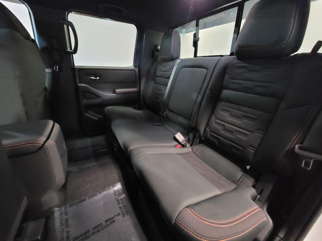 new 2025 Nissan Frontier car