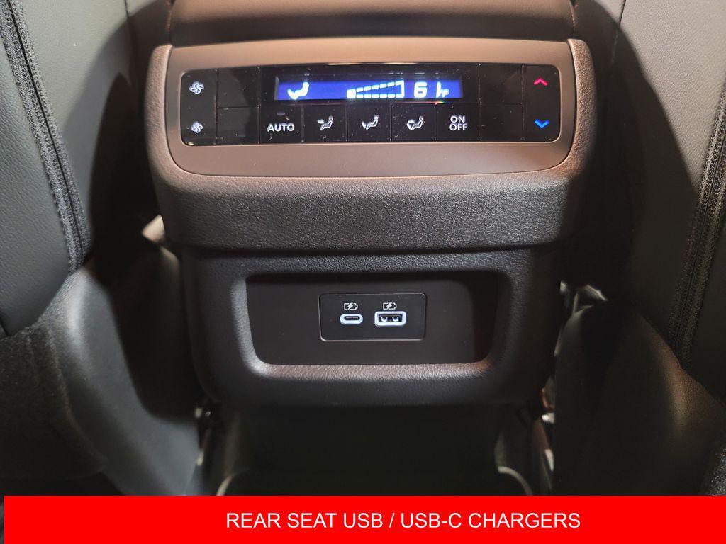 new 2025 Nissan Pathfinder car, priced at $44,013