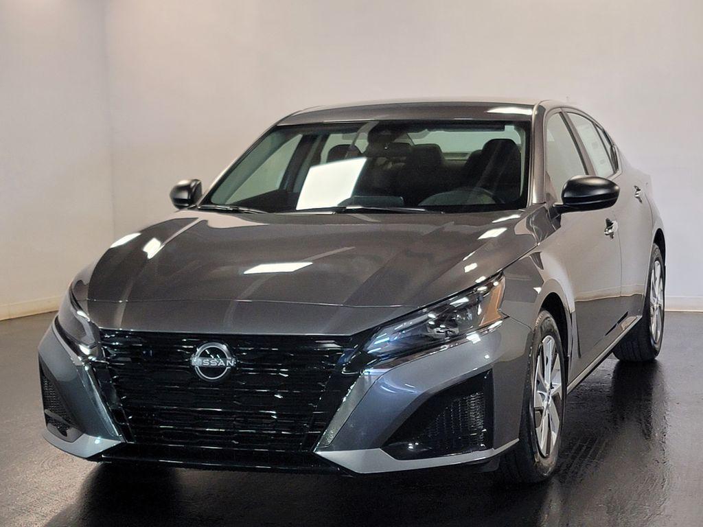 new 2025 Nissan Altima car, priced at $27,347