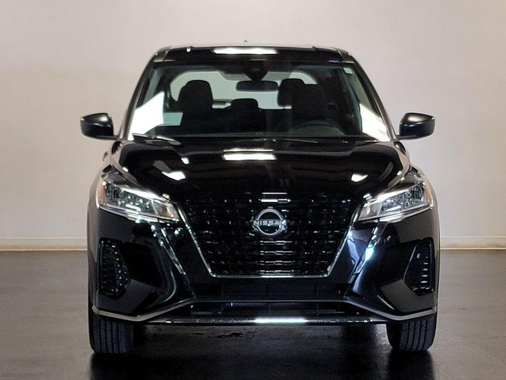 new 2025 Nissan Kicks car, priced at $21,899