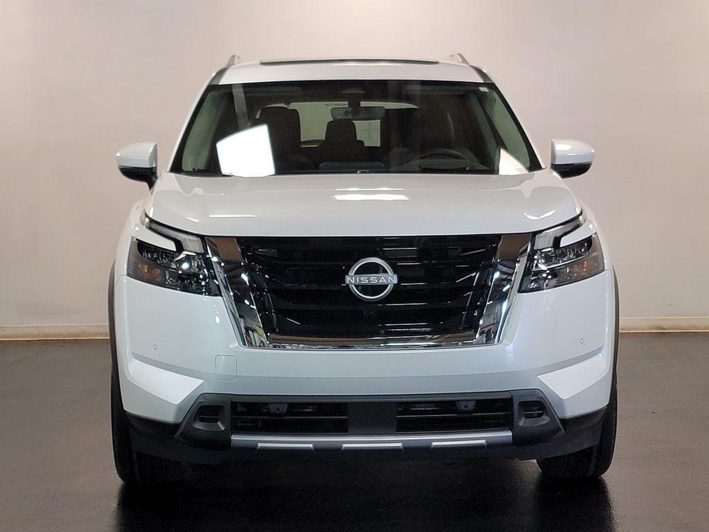 new 2025 Nissan Pathfinder car, priced at $45,731