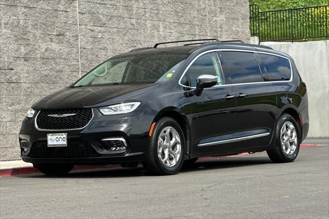 used 2022 Chrysler Pacifica car, priced at $20,962